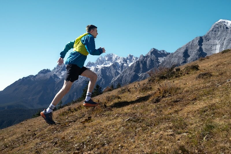 Chạy trail khác gì chạy road? Những điều runner cần biết trước khi vào trail